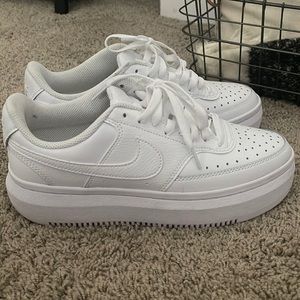 Women Nike court Vision Alta Sneaker